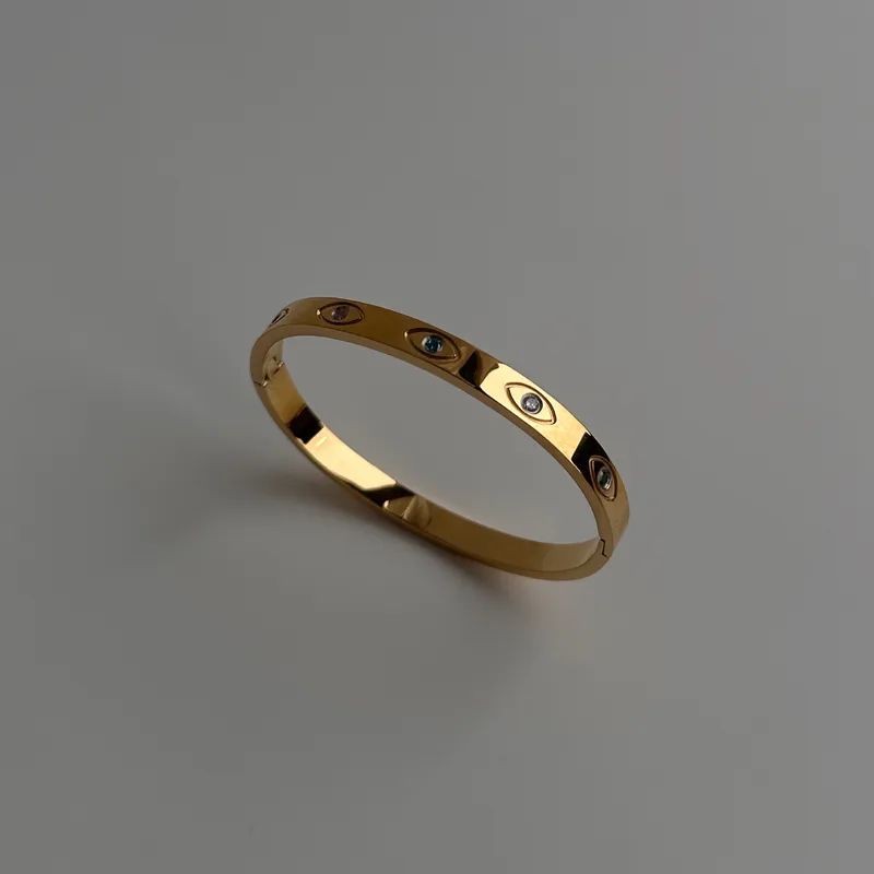 Brazalete “Issis” – Freedom Vibes