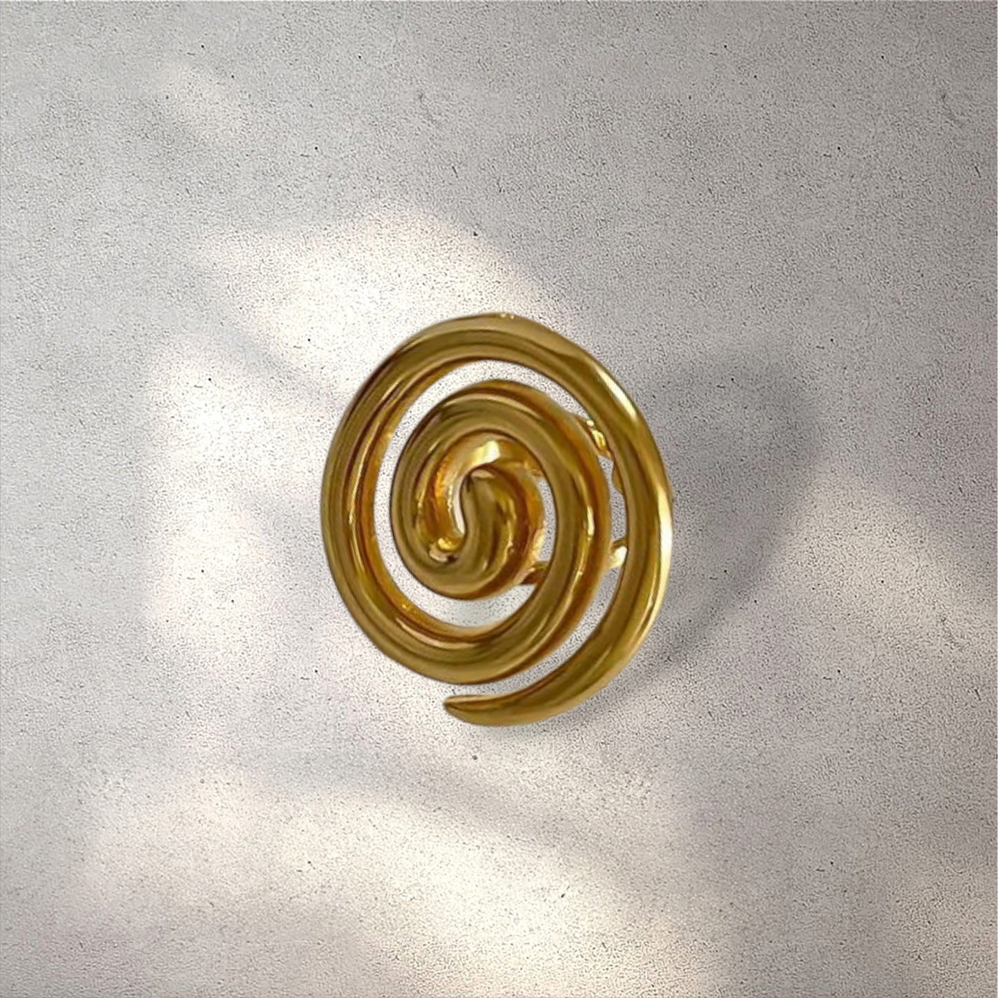 Anillo Brenda Espiral Dorado – Freedom Vibes
