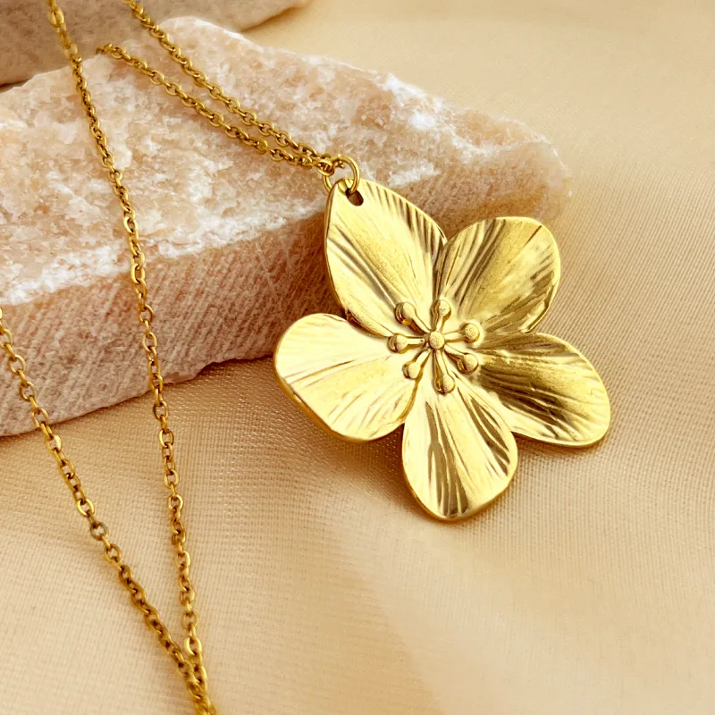 Collar Fiorella – Freedom Vibes Jewelry