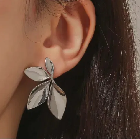 Aretes Clara – Freedom Vibes Jewelry