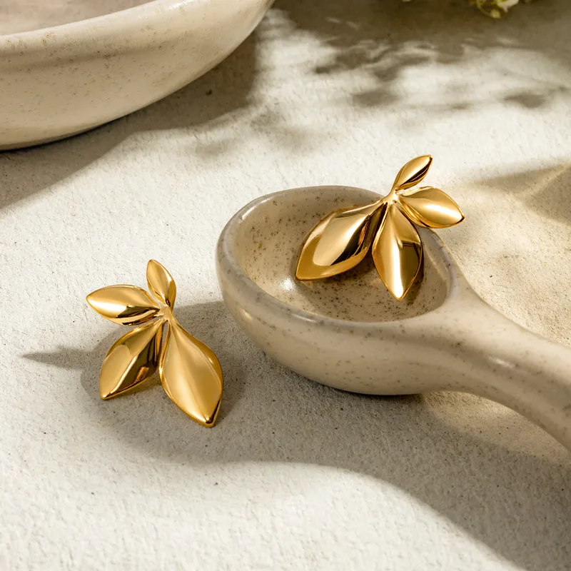 Aretes Clara – Freedom Vibes Jewelry