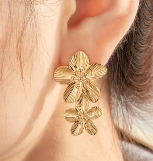 Aretes Flora – Freedom Vibes Jewelry